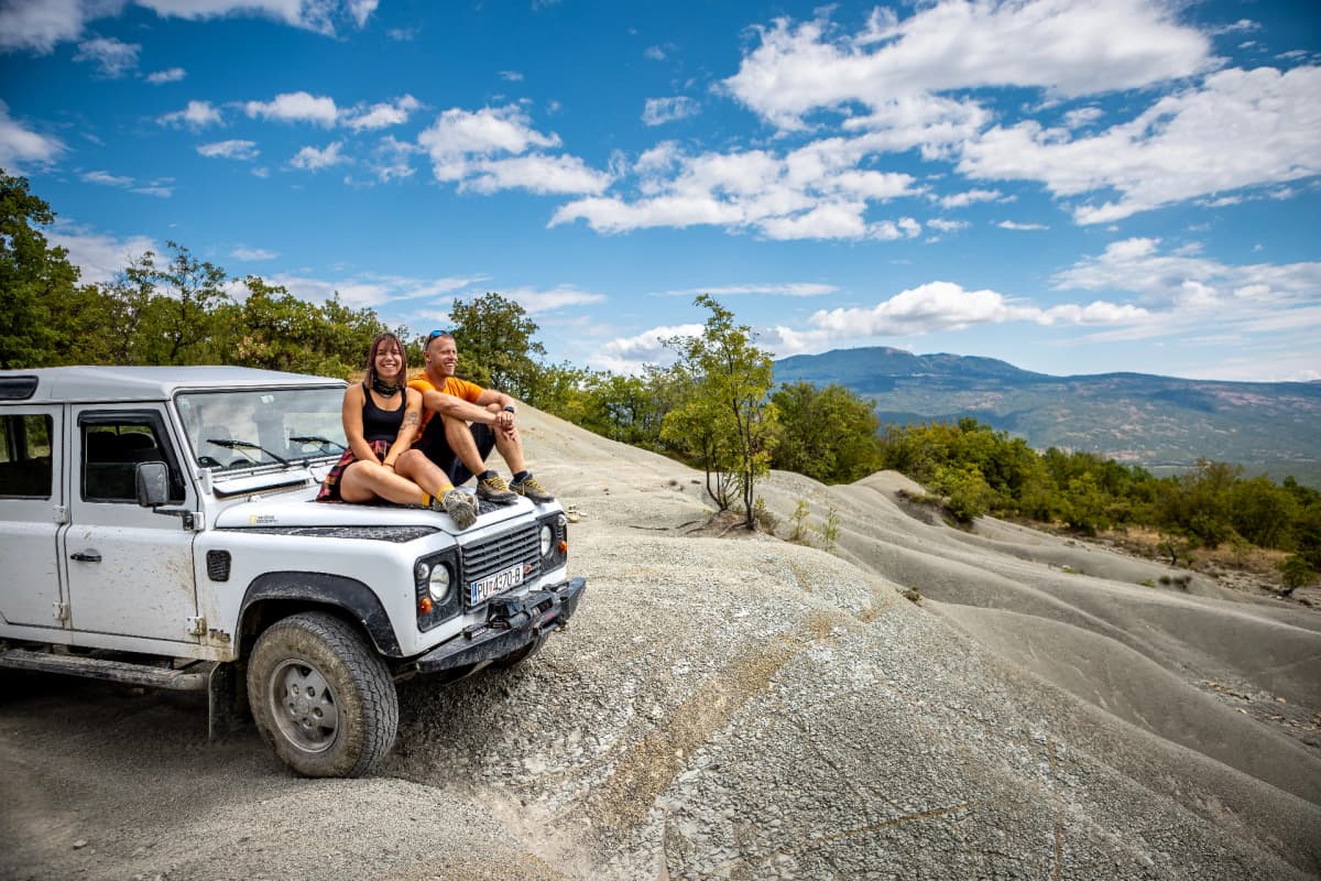 Exclusive Defender Off-Road & Tasting Experience