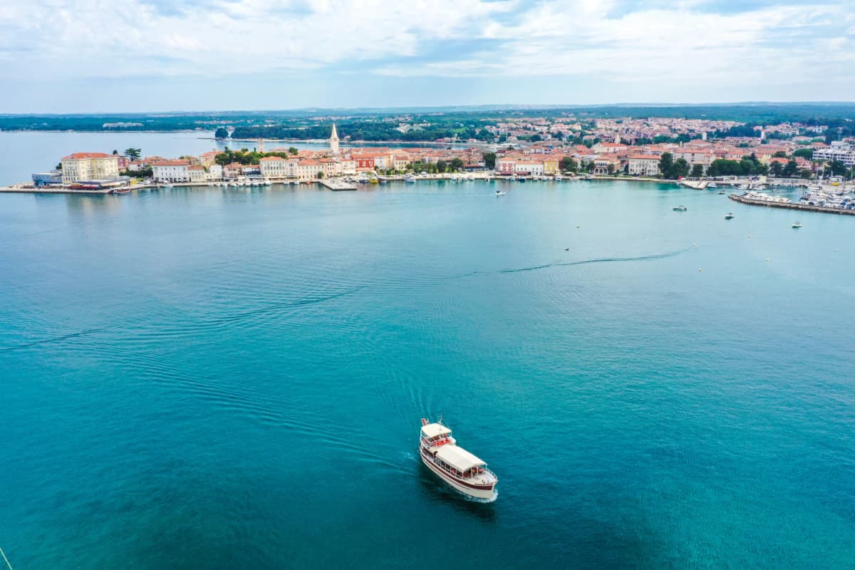 Dolphins & Panorama Cruise on the Fjera - Poreč